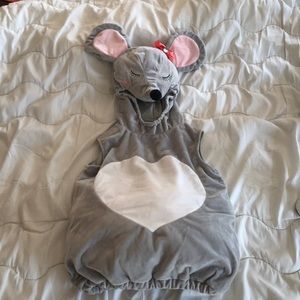 Mouse costume
